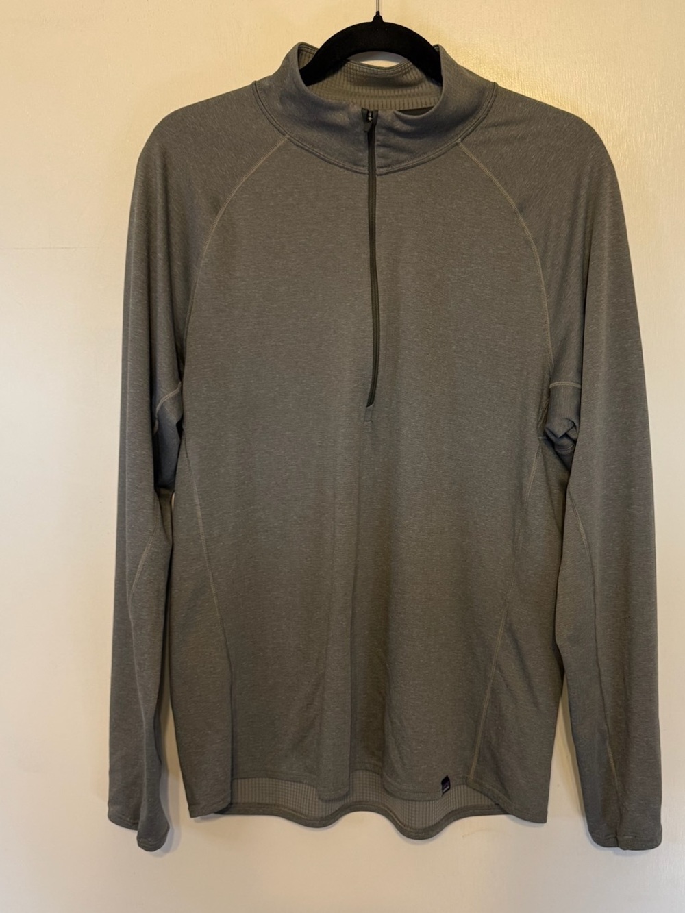 Patagonia Heather Gray Quarter zip